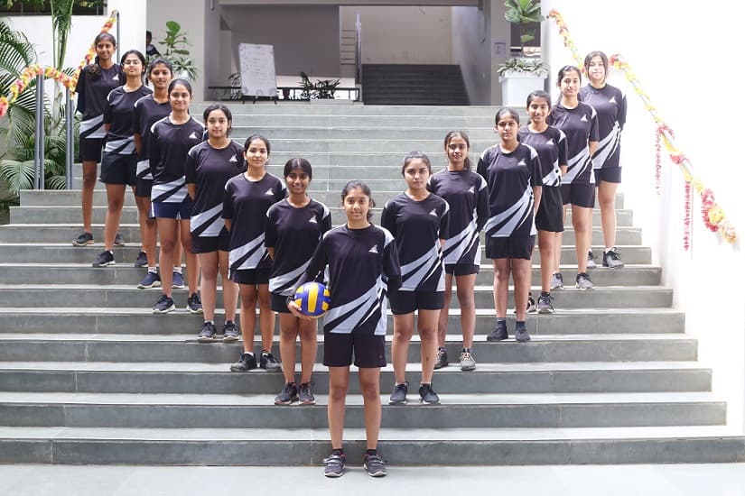 Students playing sports at Presidency PU College